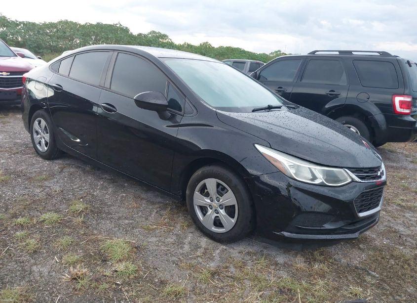 2018 Chevrolet Cruze LS AUTO (VIN 1G1BC5SM2J7158323) main photo