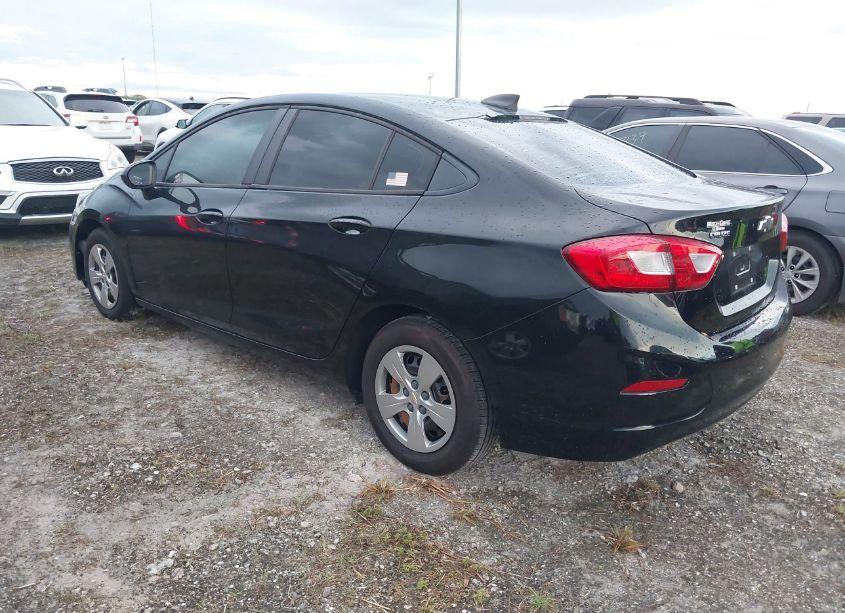 Photo 3 of 2018 Chevrolet Cruze LS AUTO (VIN 1G1BC5SM2J7158323)