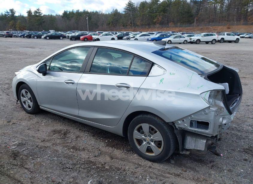 Photo 15 of 2018 Chevrolet Cruze LS AUTO (VIN 1G1BC5SM2J7224482)