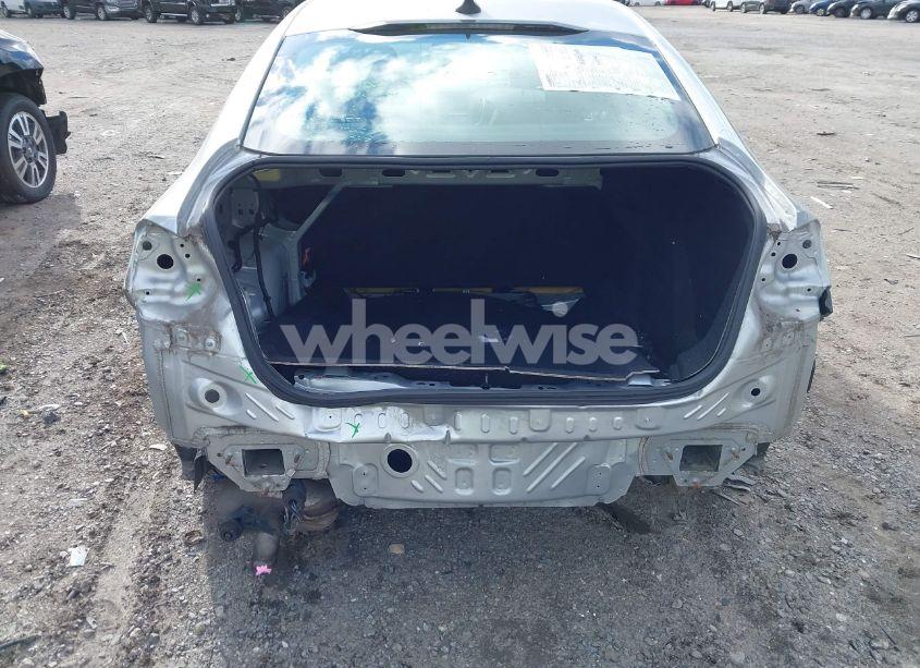 Photo 6 of 2018 Chevrolet Cruze LS AUTO (VIN 1G1BC5SM2J7224482)