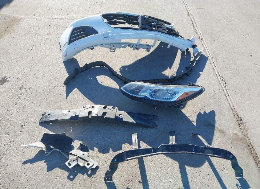 Photo 12 of 2019 Chevrolet Cruze LS (VIN 1G1BC5SM2K7128868)