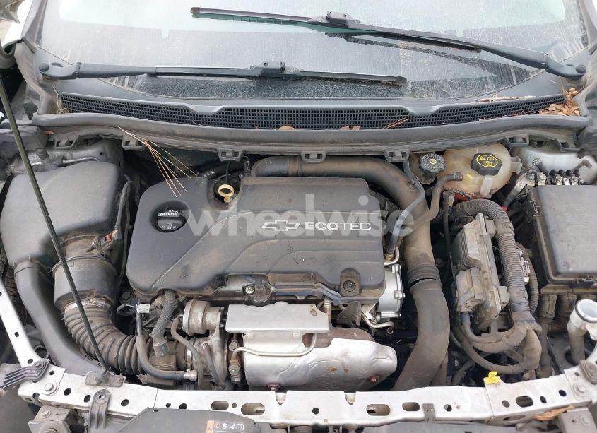 Photo 10 of 2016 Chevrolet Cruze LS AUTO (VIN 1G1BC5SM3G7251876)