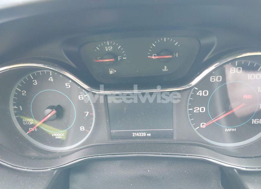 Photo 7 of 2016 Chevrolet Cruze LS AUTO (VIN 1G1BC5SM3G7251876)