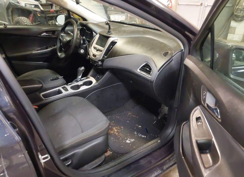 Photo 5 of 2016 Chevrolet Cruze LS AUTO (VIN 1G1BC5SM3G7255829)