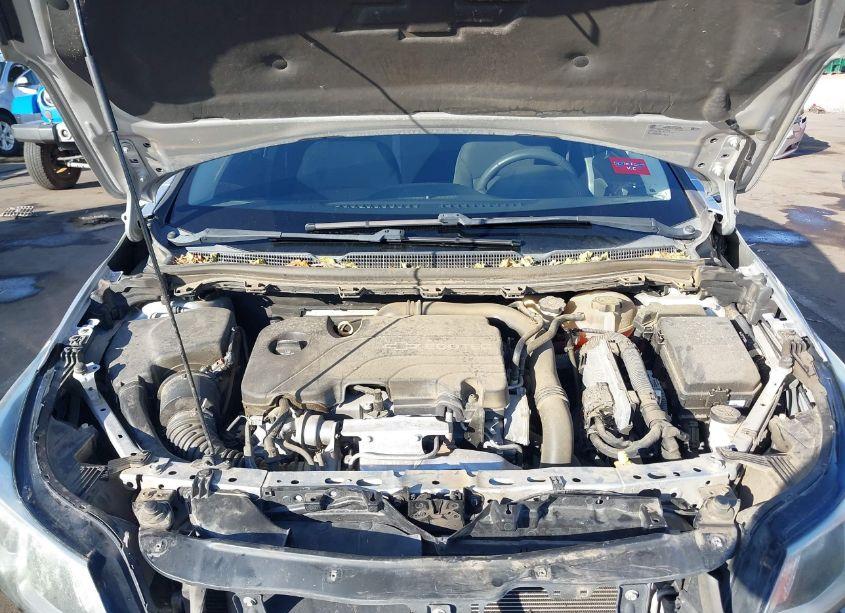 Photo 10 of 2016 Chevrolet Cruze LS AUTO (VIN 1G1BC5SM3G7288989)
