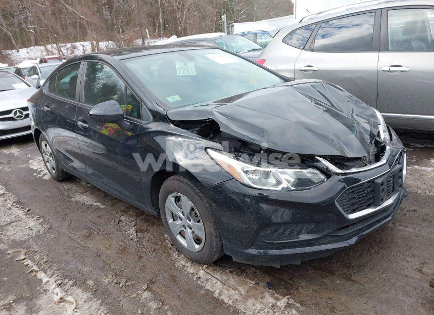 2017 Chevrolet Cruze LS AUTO (VIN 1G1BC5SM3H7138902) main photo