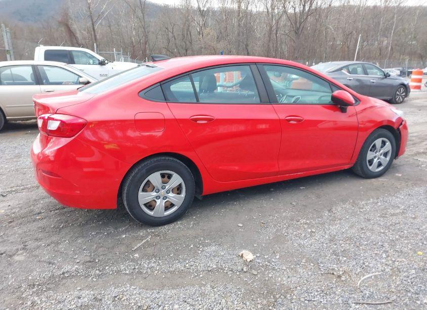 Photo 4 of 2017 Chevrolet Cruze LS AUTO (VIN 1G1BC5SM3H7150886)