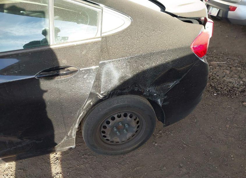 Photo 17 of 2017 Chevrolet Cruze LS AUTO (VIN 1G1BC5SM3H7153433)