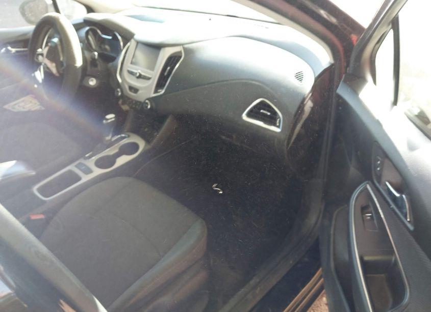 Photo 5 of 2017 Chevrolet Cruze LS AUTO (VIN 1G1BC5SM3H7153433)