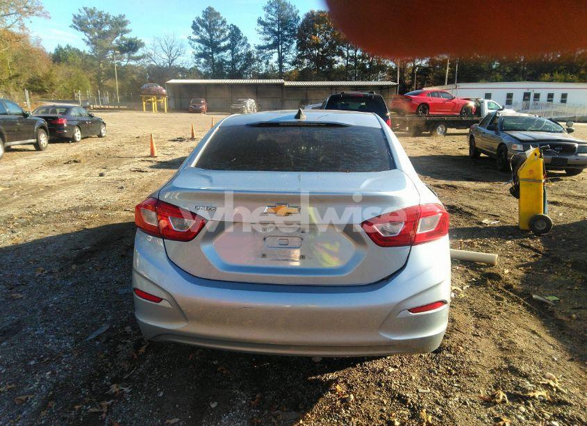 Photo 16 of 2017 Chevrolet Cruze LS AUTO (VIN 1G1BC5SM3H7183936)