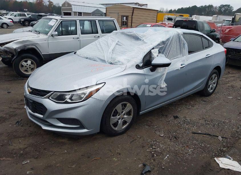 Photo 2 of 2017 Chevrolet Cruze LS AUTO (VIN 1G1BC5SM3H7183936)