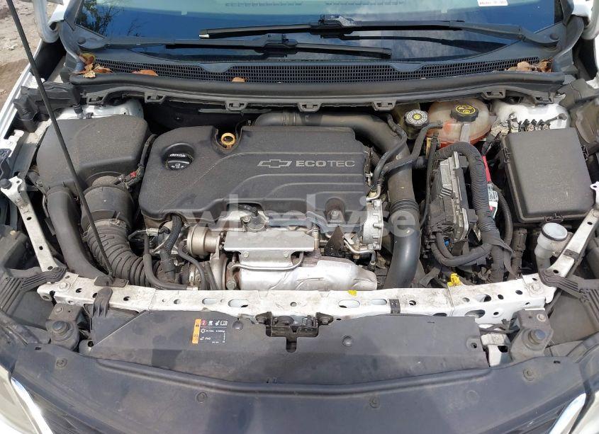 Photo 10 of 2017 Chevrolet Cruze LS AUTO (VIN 1G1BC5SM3H7202050)