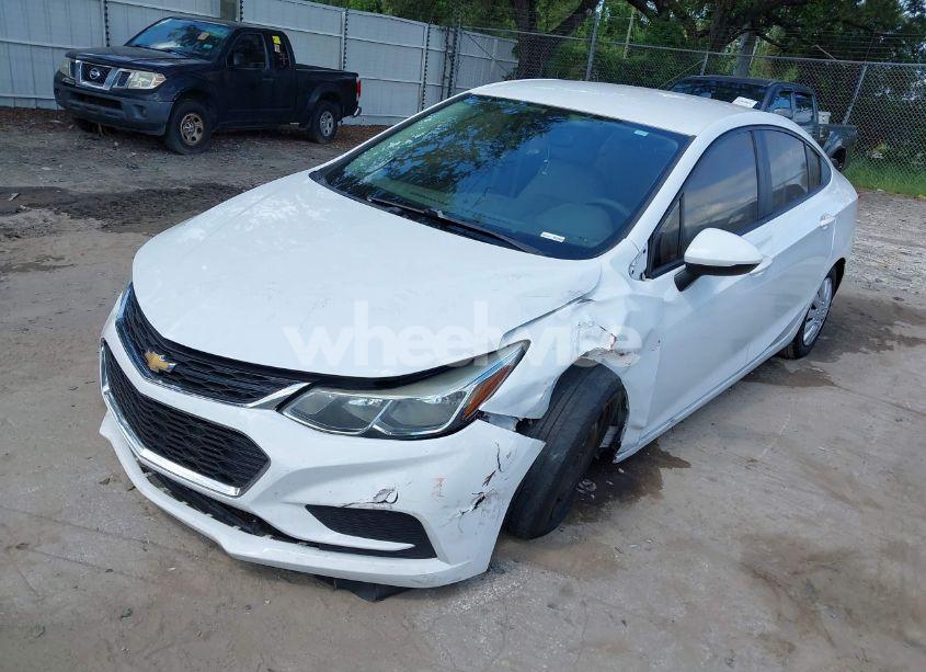Photo 6 of 2017 Chevrolet Cruze LS AUTO (VIN 1G1BC5SM3H7202050)