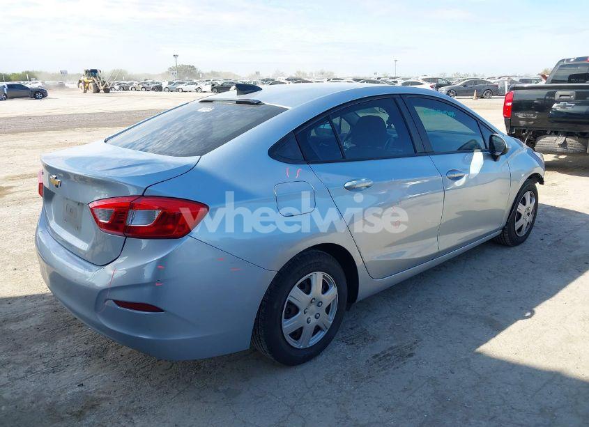 Photo 4 of 2017 Chevrolet Cruze LS AUTO (VIN 1G1BC5SM3H7232150)