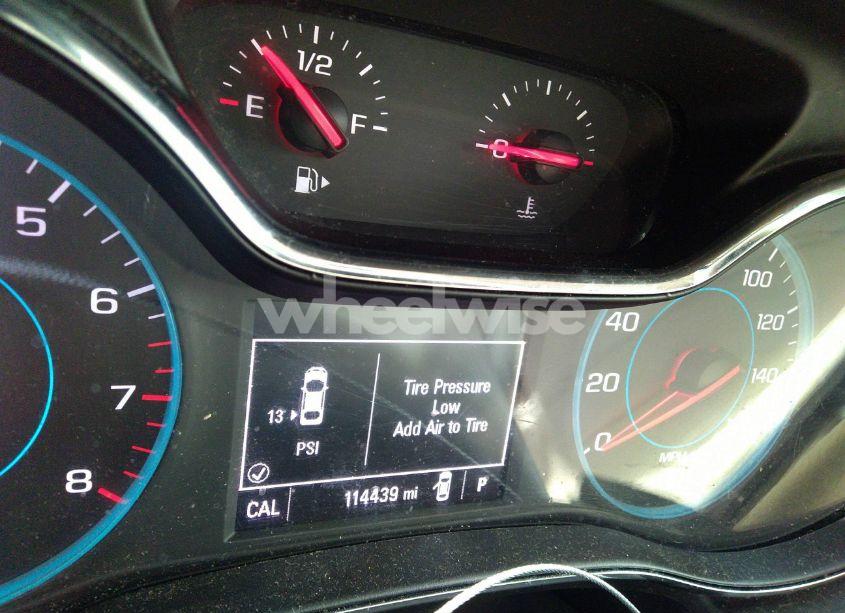 Photo 7 of 2017 Chevrolet Cruze LS AUTO (VIN 1G1BC5SM3H7275872)