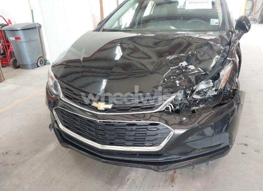 Photo 6 of 2017 Chevrolet Cruze LS AUTO (VIN 1G1BC5SM3H7279078)