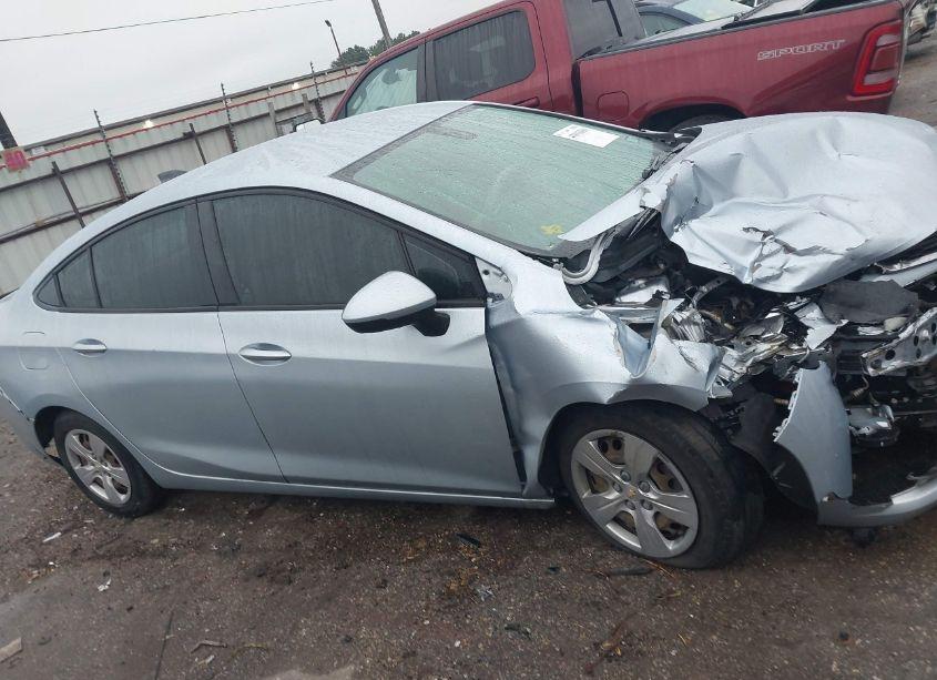 Photo 13 of 2018 Chevrolet Cruze LS AUTO (VIN 1G1BC5SM3J7117814)