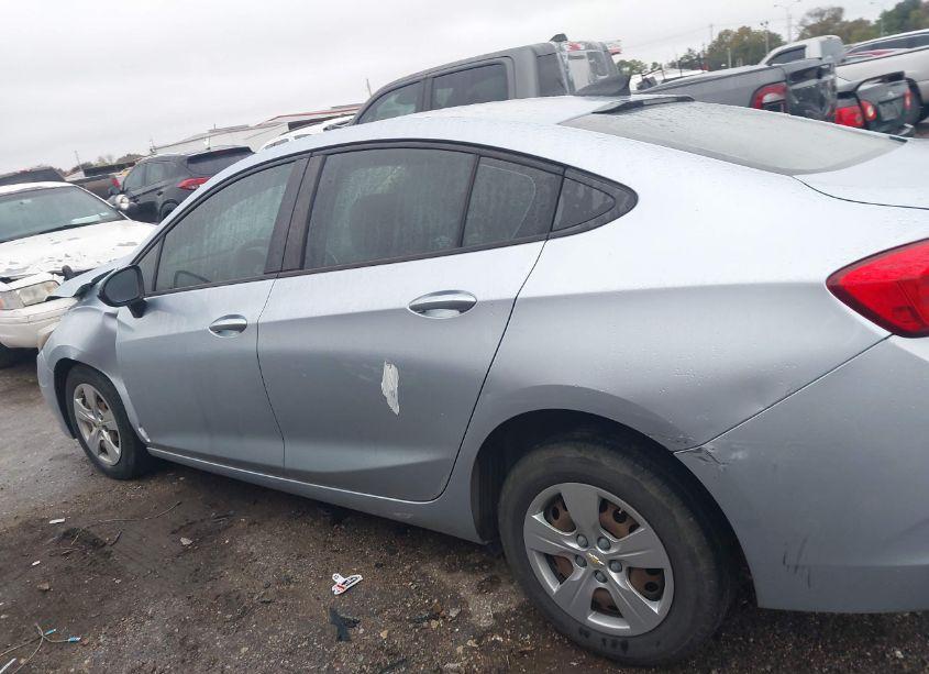 Photo 14 of 2018 Chevrolet Cruze LS AUTO (VIN 1G1BC5SM3J7117814)