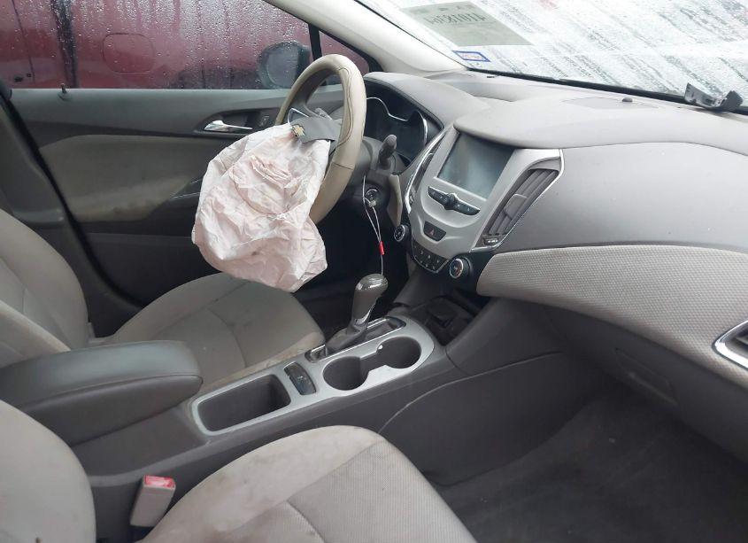 Photo 5 of 2018 Chevrolet Cruze LS AUTO (VIN 1G1BC5SM3J7117814)