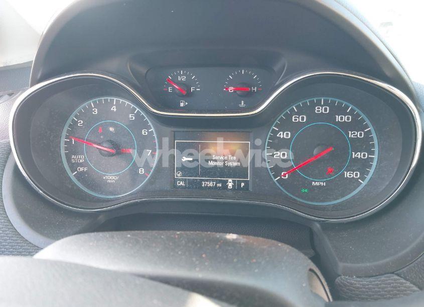 Photo 7 of 2018 Chevrolet Cruze LS AUTO (VIN 1G1BC5SM3J7142647)