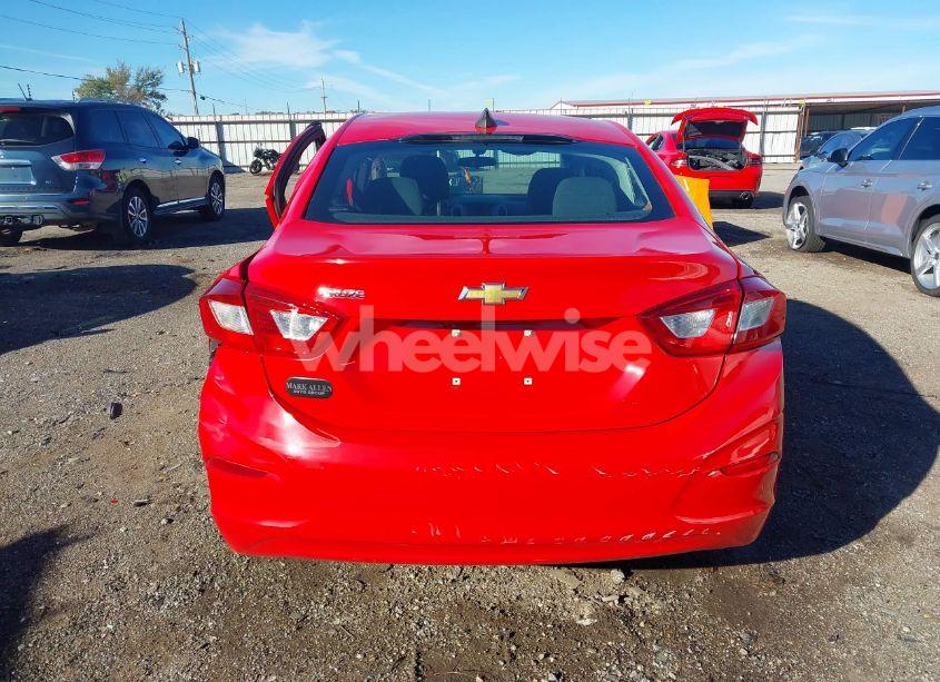 Photo 16 of 2018 Chevrolet Cruze LS AUTO (VIN 1G1BC5SM3J7144172)