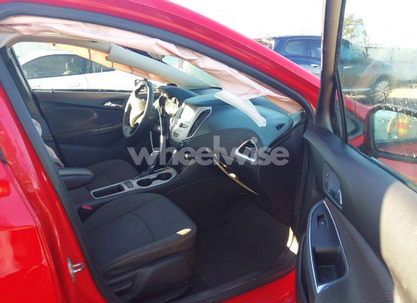 Photo 5 of 2018 Chevrolet Cruze LS AUTO (VIN 1G1BC5SM3J7144172)