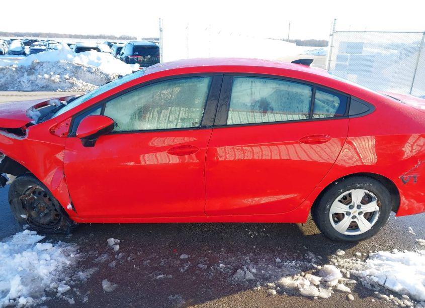 Photo 15 of 2018 Chevrolet Cruze LS AUTO (VIN 1G1BC5SM3J7160341)