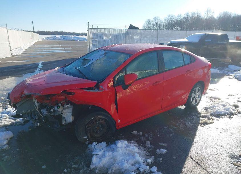 Photo 2 of 2018 Chevrolet Cruze LS AUTO (VIN 1G1BC5SM3J7160341)