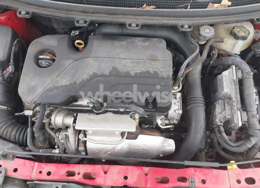 Photo 10 of 2018 Chevrolet Cruze LS AUTO (VIN 1G1BC5SM3J7196885)