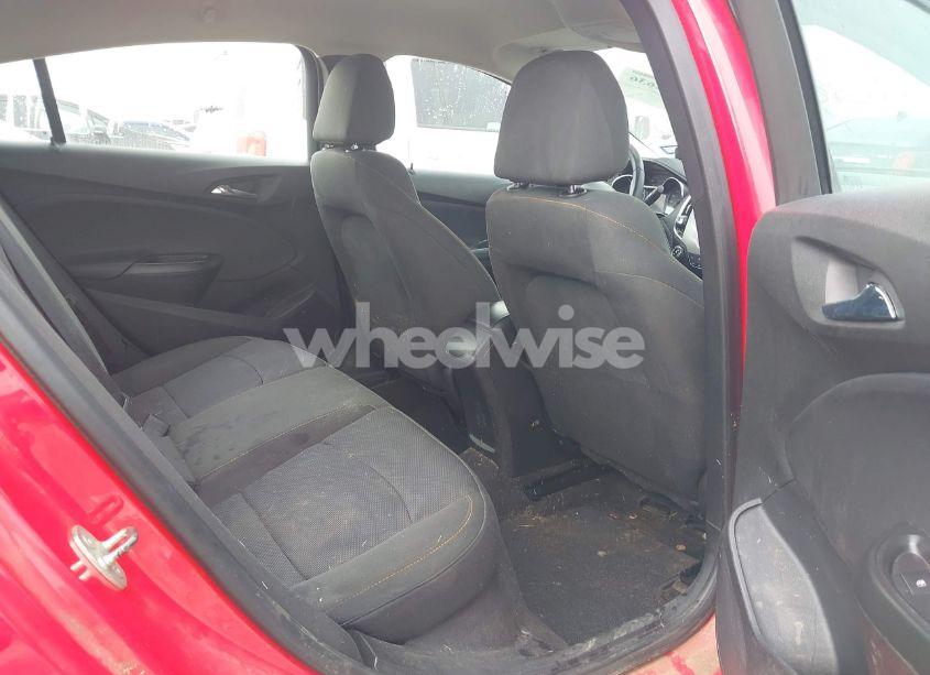 Photo 8 of 2018 Chevrolet Cruze LS AUTO (VIN 1G1BC5SM3J7196885)