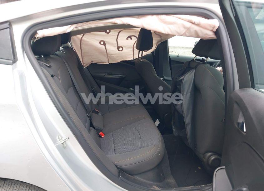 Photo 8 of 2018 Chevrolet Cruze LS AUTO (VIN 1G1BC5SM3J7204824)