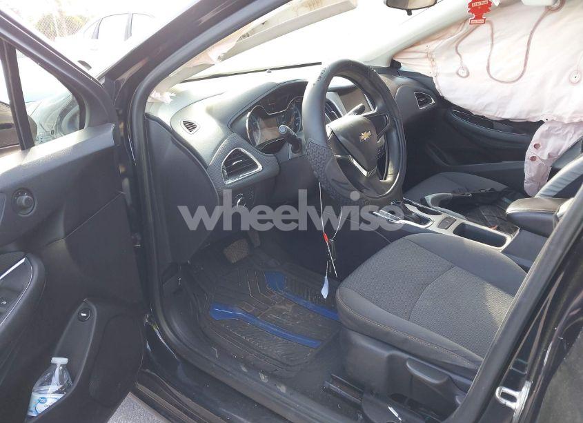 Photo 5 of 2018 Chevrolet Cruze LS AUTO (VIN 1G1BC5SM3J7214656)