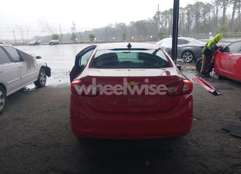 Photo 17 of 2018 Chevrolet Cruze LS AUTO (VIN 1G1BC5SM3J7219436)