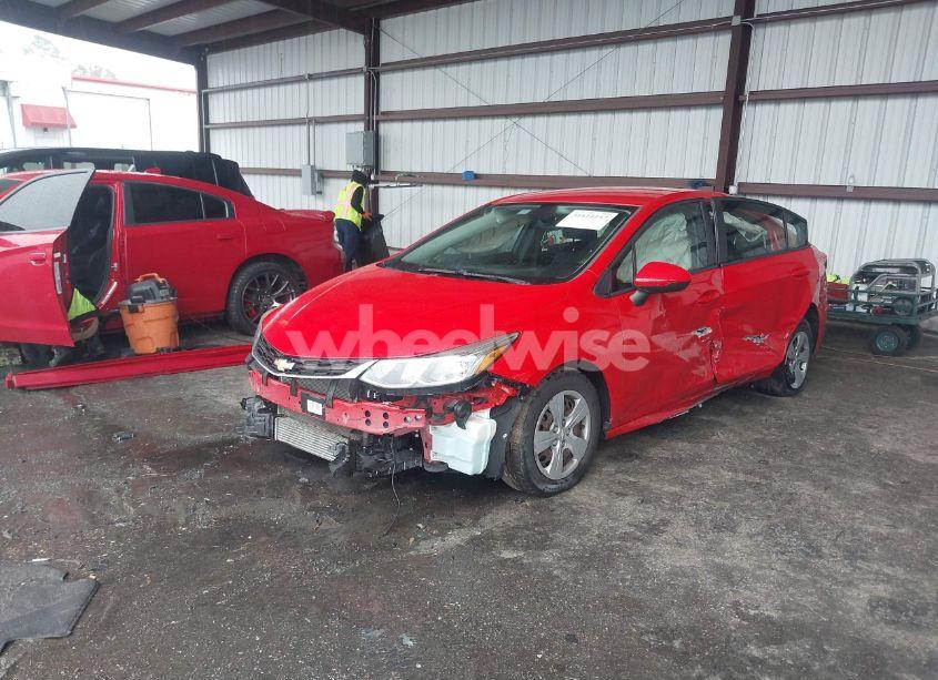 Photo 2 of 2018 Chevrolet Cruze LS AUTO (VIN 1G1BC5SM3J7219436)