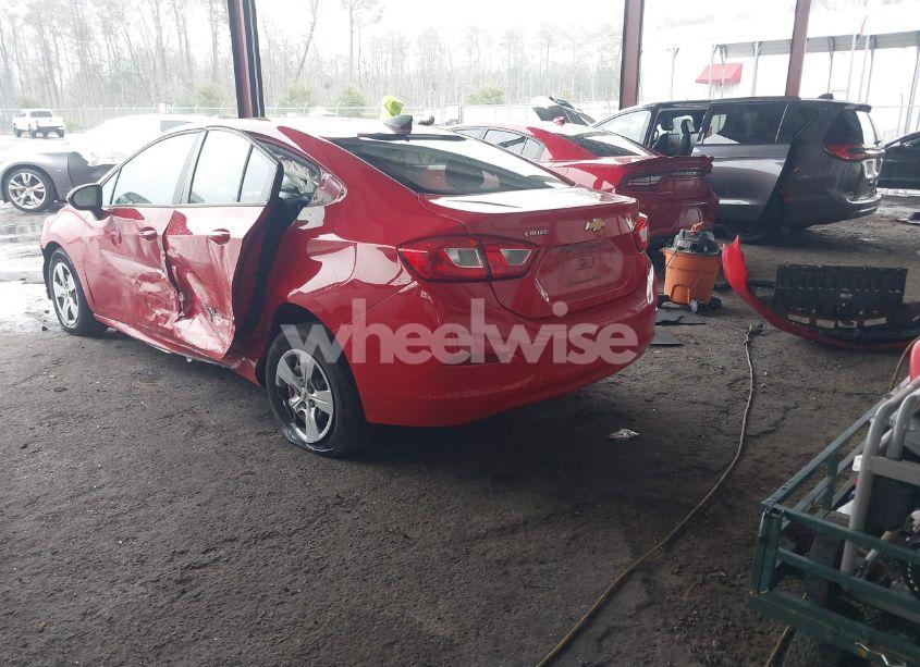 Photo 3 of 2018 Chevrolet Cruze LS AUTO (VIN 1G1BC5SM3J7219436)