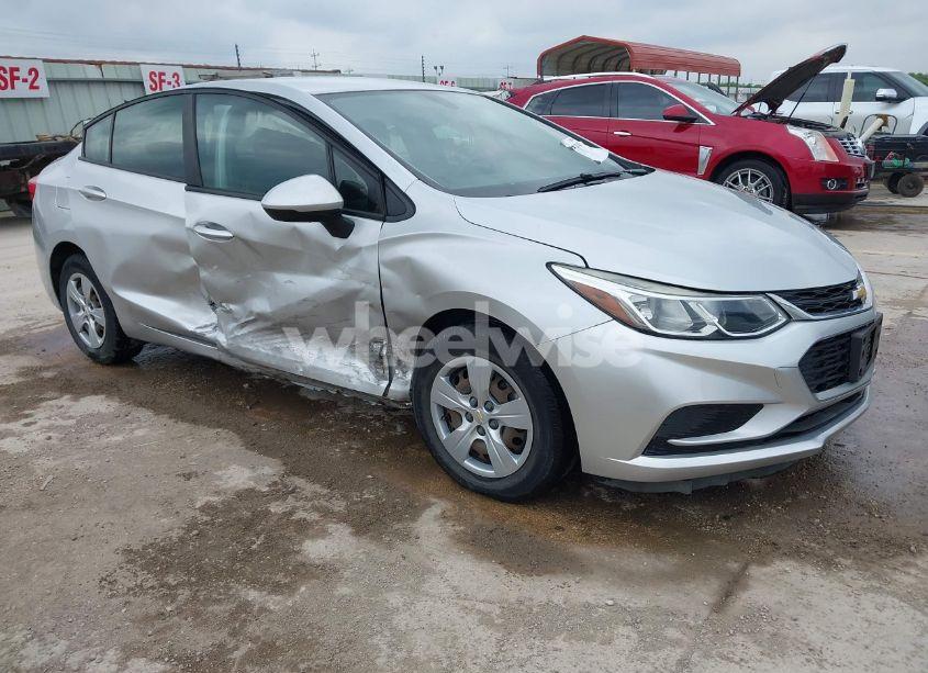 2018 Chevrolet Cruze LS AUTO (VIN 1G1BC5SM3J7241825) main photo