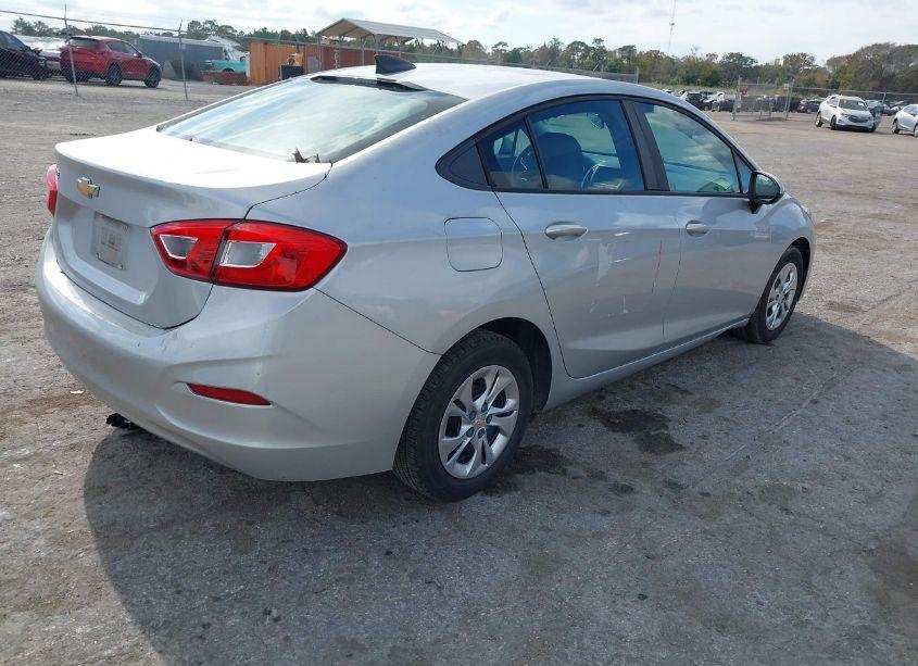 Photo 4 of 2019 Chevrolet Cruze LS (VIN 1G1BC5SM3K7109536)