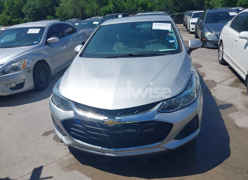 Photo 12 of 2019 Chevrolet Cruze LS (VIN 1G1BC5SM3K7135697)