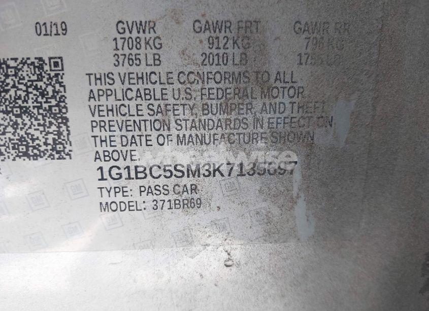 Photo 9 of 2019 Chevrolet Cruze LS (VIN 1G1BC5SM3K7135697)