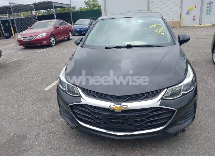 Photo 12 of 2019 Chevrolet Cruze LS (VIN 1G1BC5SM3K7149292)