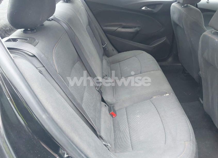 Photo 8 of 2019 Chevrolet Cruze LS (VIN 1G1BC5SM3K7149292)