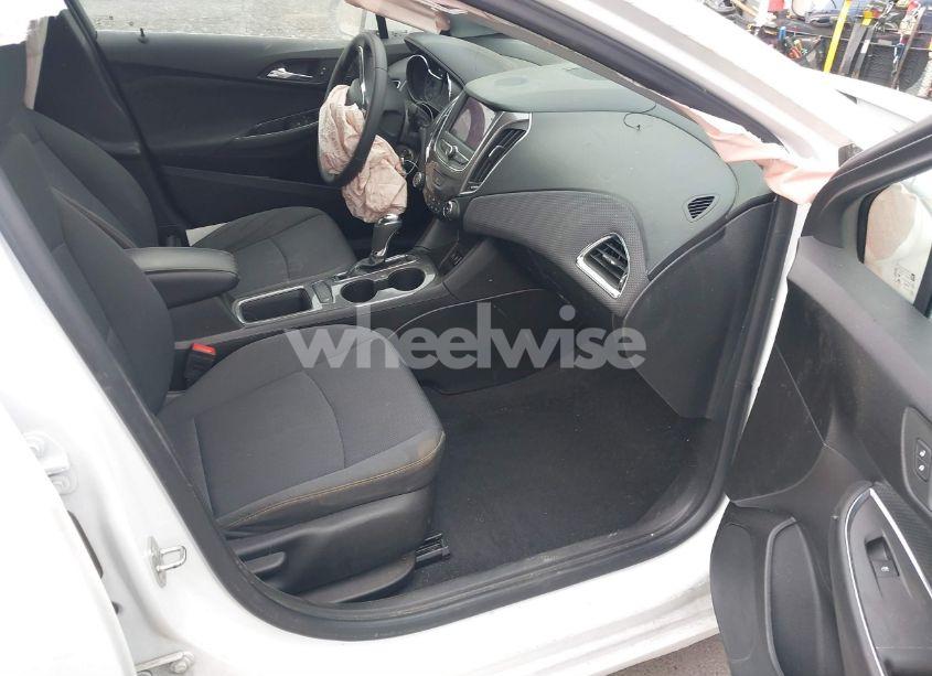 Photo 5 of 2019 Chevrolet Cruze LS (VIN 1G1BC5SM3K7153066)