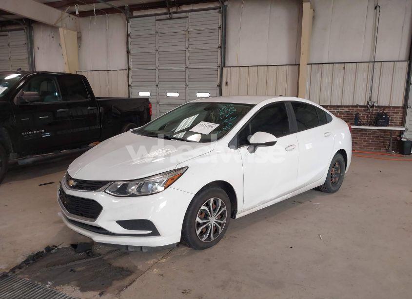 Photo 2 of 2016 Chevrolet Cruze LS AUTO (VIN 1G1BC5SM4G7234889)
