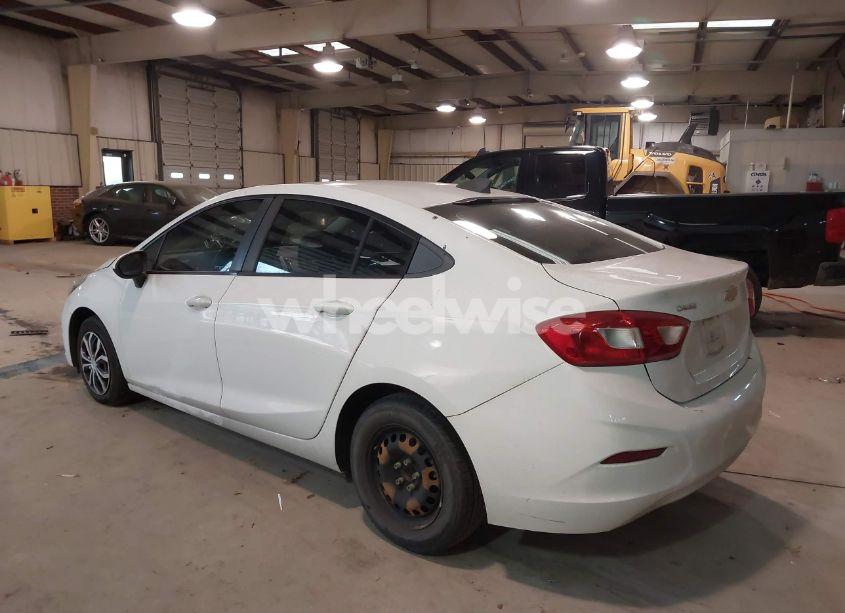 Photo 3 of 2016 Chevrolet Cruze LS AUTO (VIN 1G1BC5SM4G7234889)