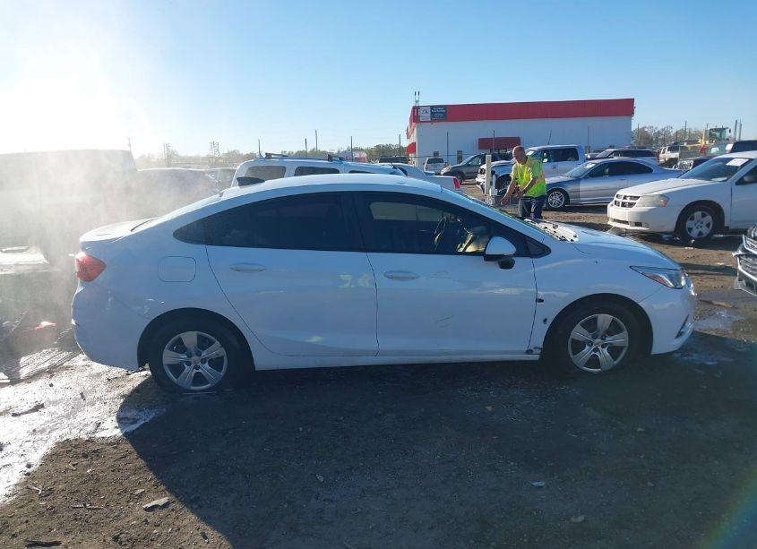 Photo 13 of 2016 Chevrolet Cruze LS AUTO (VIN 1G1BC5SM4G7264507)
