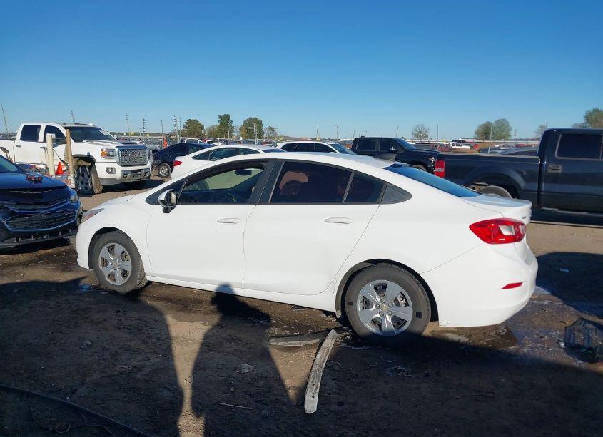Photo 14 of 2016 Chevrolet Cruze LS AUTO (VIN 1G1BC5SM4G7264507)