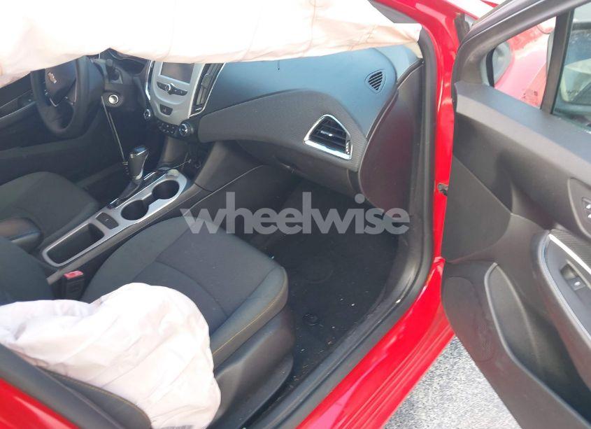 Photo 5 of 2017 Chevrolet Cruze LS AUTO (VIN 1G1BC5SM4H7101289)