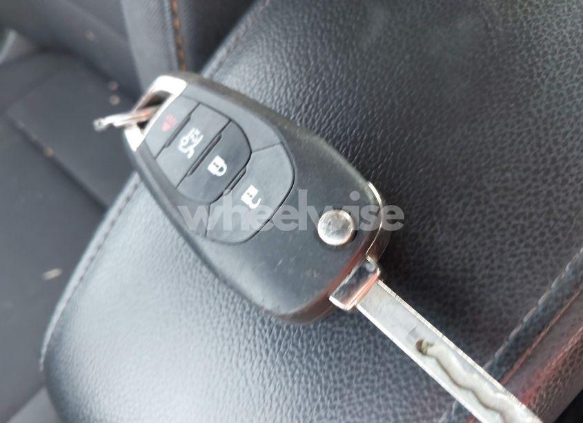 Photo 11 of 2017 Chevrolet Cruze LS AUTO (VIN 1G1BC5SM4H7119808)