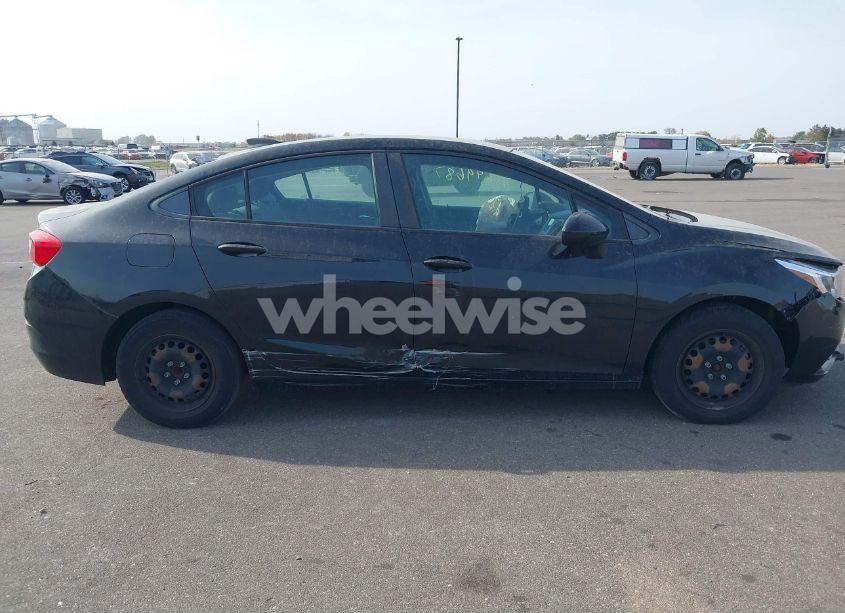 Photo 13 of 2017 Chevrolet Cruze LS AUTO (VIN 1G1BC5SM4H7119808)