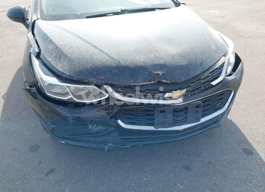 Photo 6 of 2017 Chevrolet Cruze LS AUTO (VIN 1G1BC5SM4H7119808)